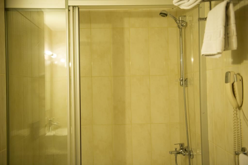 Pinar Elite Hotel أضنه الغرفة الصورة