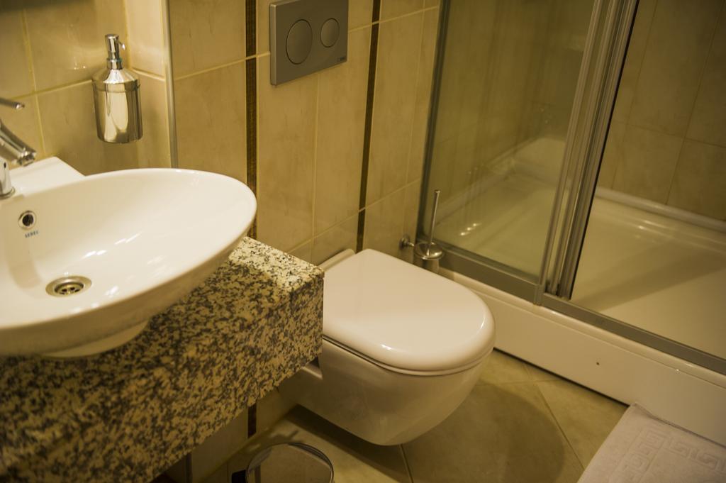Pinar Elite Hotel أضنه الغرفة الصورة